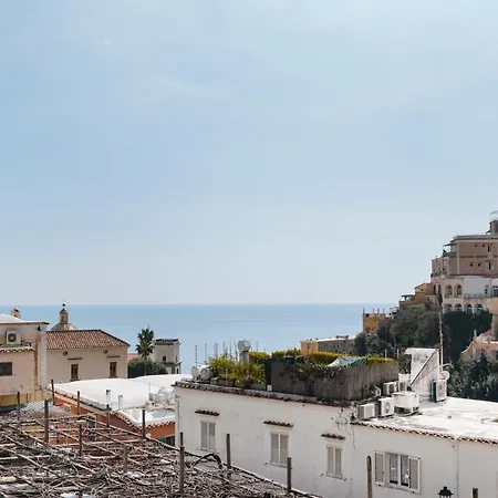 Hotel Bougainville 3*