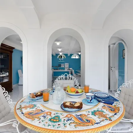 Hotel Bougainville
