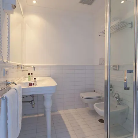 Hotel Bougainville 3*