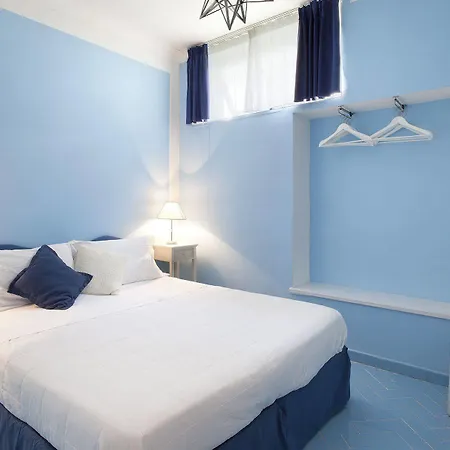 Bougainville Hotel 3*