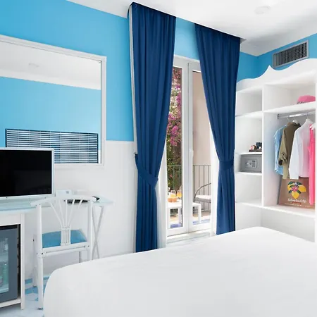 Hotel Bougainville 3*