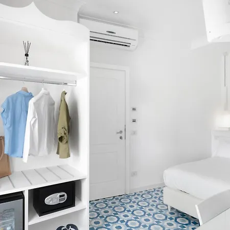 Hotel Bougainville