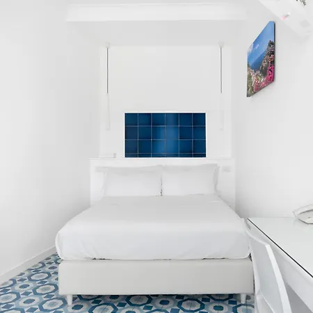 Bougainville Positano