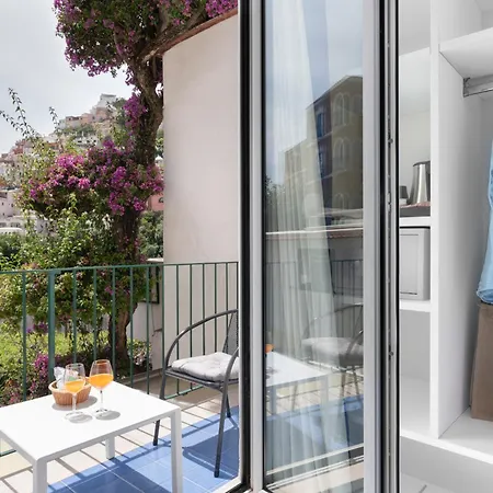 Bougainville Hotel 4*