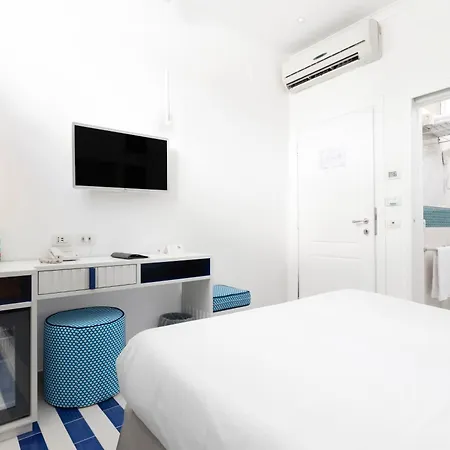 Готель Bougainville 4*