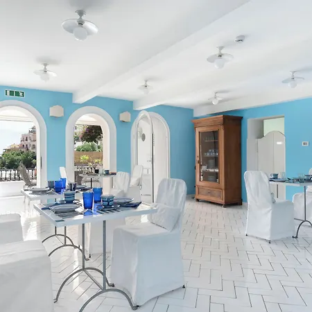 Bougainville Hotel 4*
