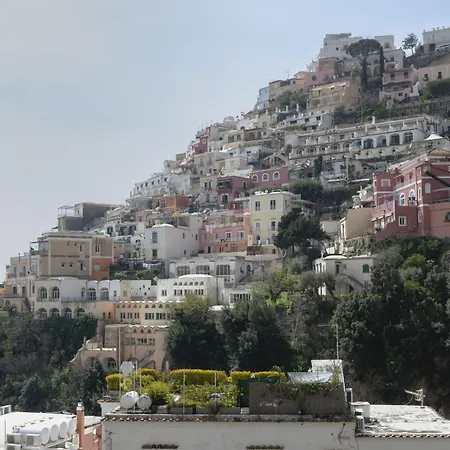 Bougainville 4*