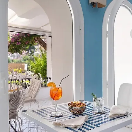Bougainville Hotel 4*