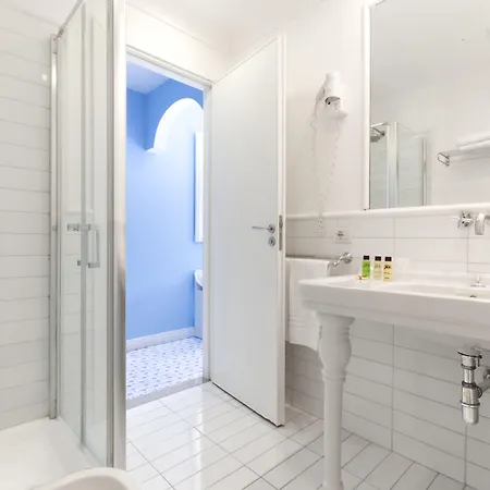 فندق Bougainville بوسيتانو