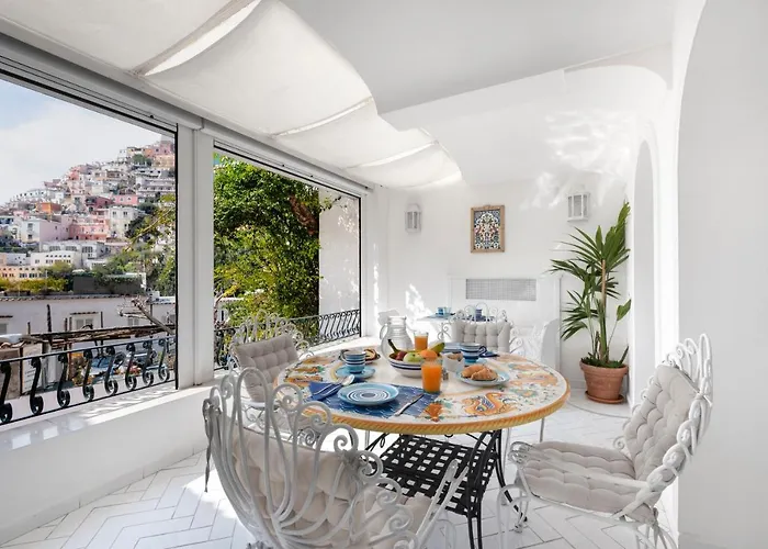 Bougainville Positano