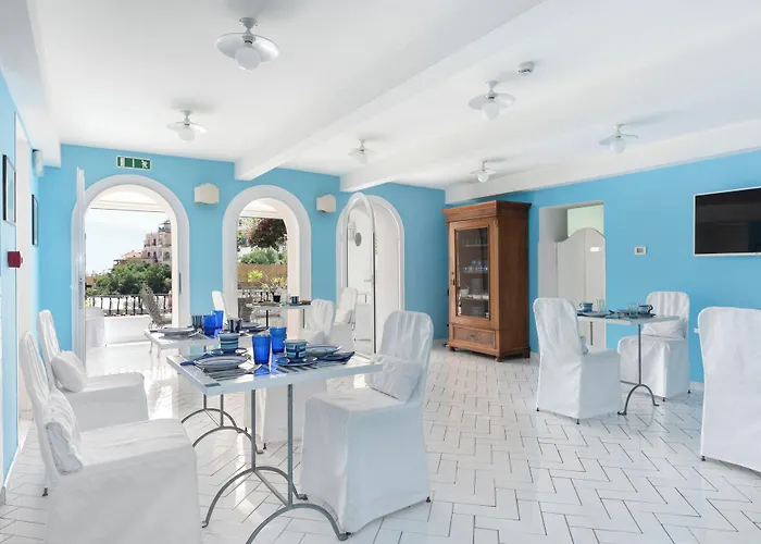 Bougainville Hotell 4*