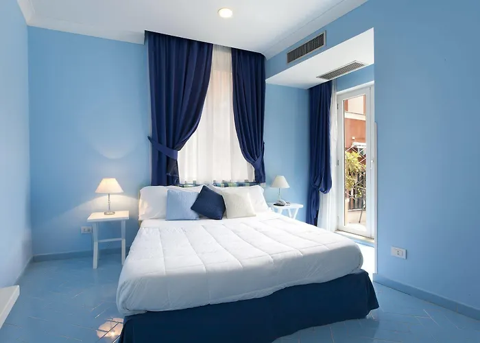 Bougainville Hotel 3*