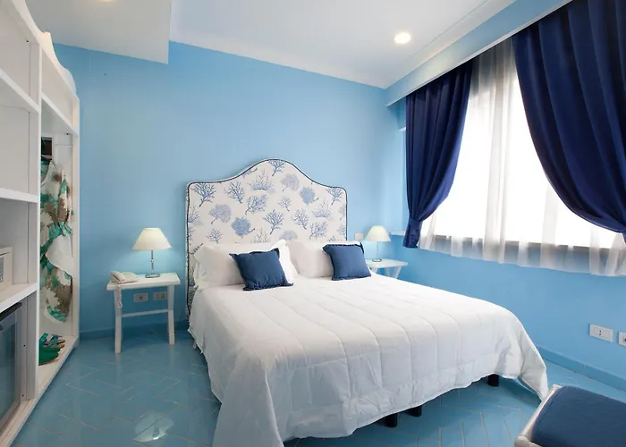 Bougainville Hotell 4*